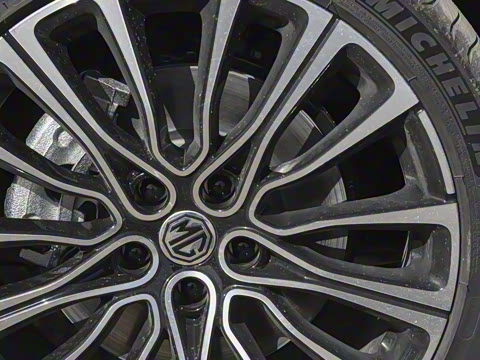 2025�� 1.5T 300 DCT���Ű�