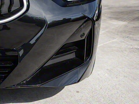 2025�� 225i M�˶���ҹ��װ