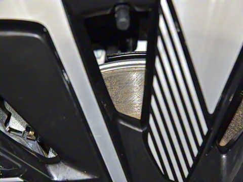 2025�� EV 520km �����