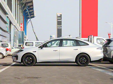 2025�� 650�Ǻ���