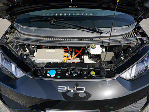 2025�� �Ǽݰ� 305km ���ɰ�