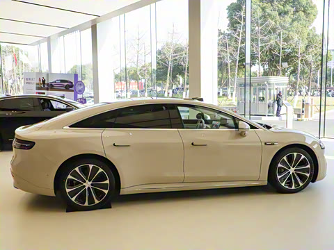 2025�� 855km Max