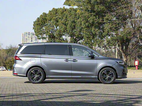 2023�� 400TGI ������