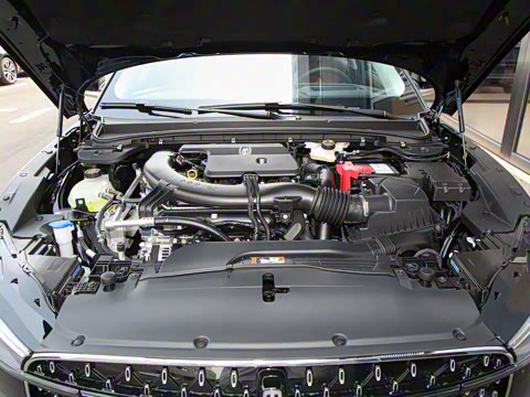 2025�� 2.0T ���ݰ�