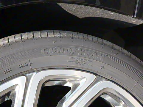 2025�� 2.0T ���ݰ�