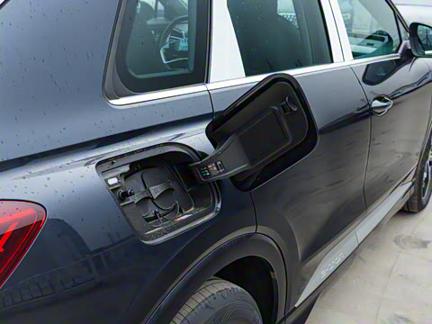 2024�� 40 e-tron ������