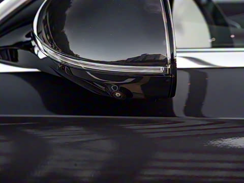 2024�� E 350 e L ���ʽ��϶����γ�