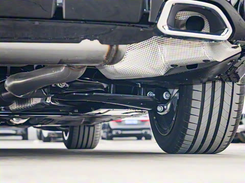 2025�� 325Li M�˶���װ