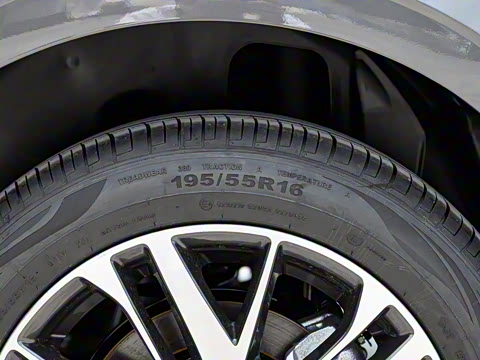 2026�� ��4�� 400������ 1.5L CVT��Խ��