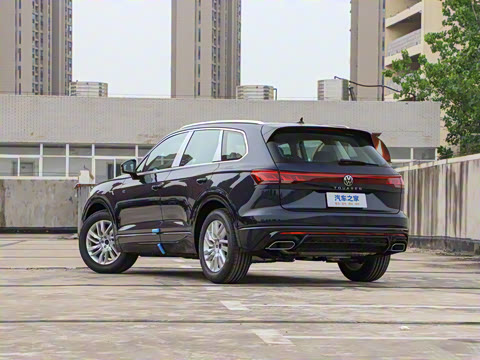 2025�� 2.0TSI ��Ӱ��