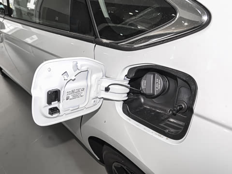 2025�� 260TURBO ������