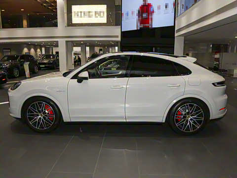 2025�� Cayenne Coup�� S E-Hybrid 3.0T