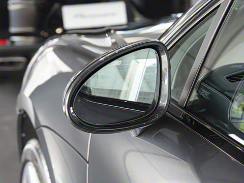 2025�� Macan 2.0T ���ΰ�