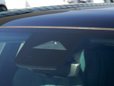 2025�� 2.0T Trophy+ �����˶���