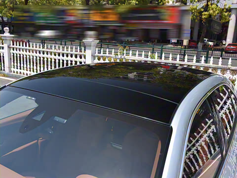 2026�� 4.0T V8 Mulliner