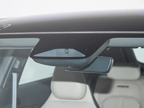 2025�� 680 Ultra������