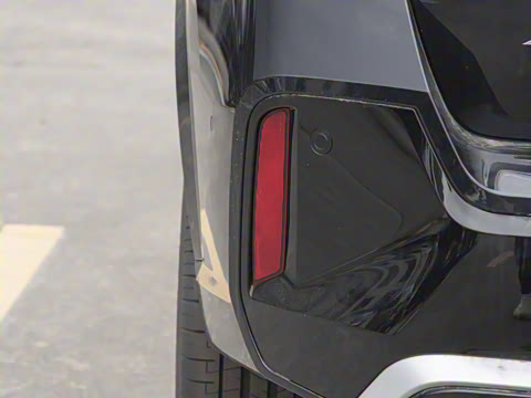 2024�� xDrive25Li M�˶���װ