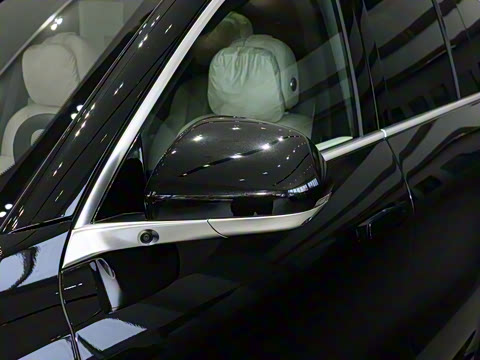 2025�� Ultra ���ܻ��°�