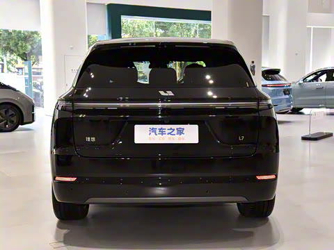 2025�� Pro ���ܻ��°�