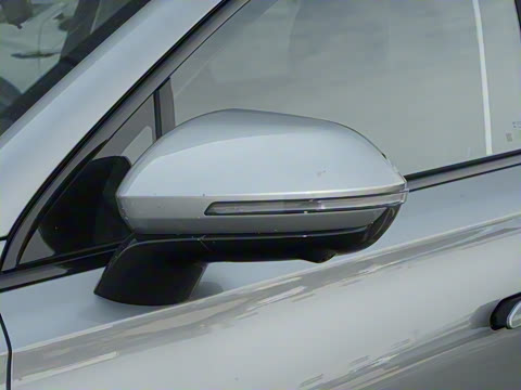 2025�� 2.0T ˫������������� 5��