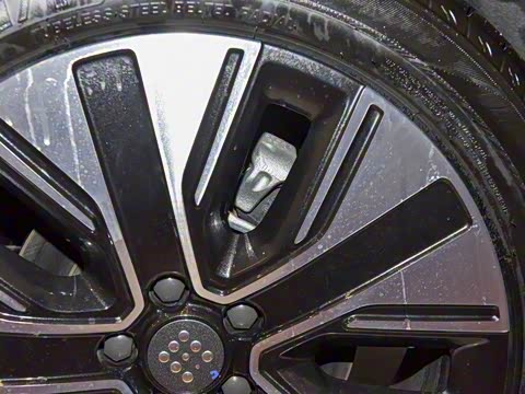 2025�� 165km ��������Pro 5��