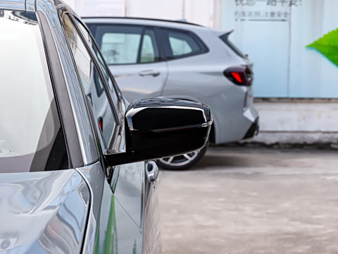 2025�� 330Li ������ M�˶���ҹ��װ