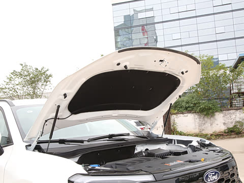 2025�� EcoBoost 170 ������