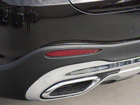 2025�� GLC 260 L 4MATIC ������