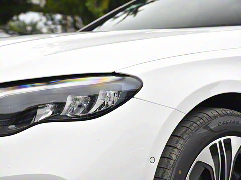 2024�� E 350 e L ���ʽ��϶����˶��γ�