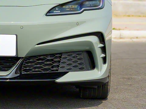 2025�� 605���˰�