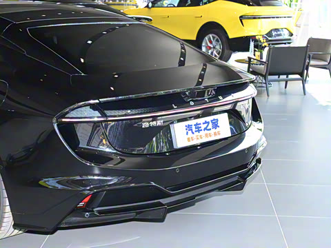 2025�� 600 ���а�