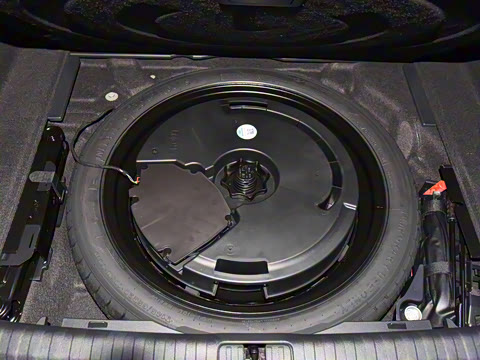 2025�� 45 TFSI quattro RS �׼����ٰ�