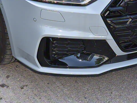 2025�� 45 TFSI quattro RS �׼����ٰ�