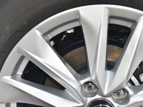 2024�� 2.0L ���ܵ��˫�� ��Ӣ��