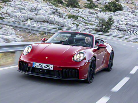 2025�� Carrera 4 GTS Cabriolet 3.6T