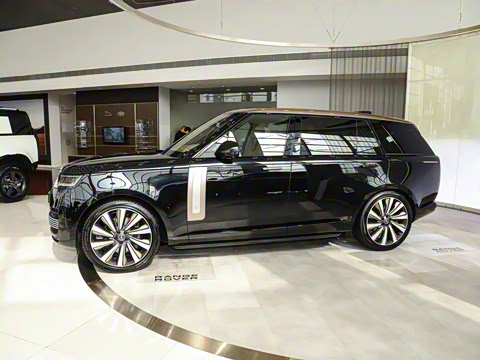 2024�� 4.4 V8 SV���ٴ����ӳ��� 4��