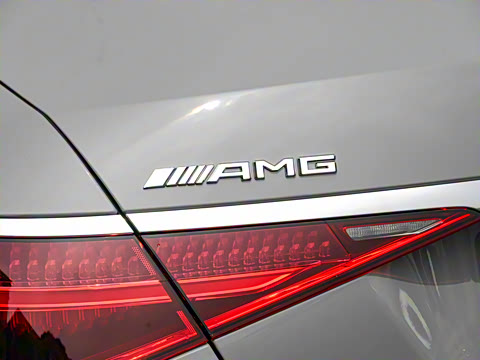 2024�� AMG S 63 L E Performance �׷��ر��