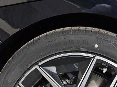 2024�� eDrive 35L ������ M�˶���װ