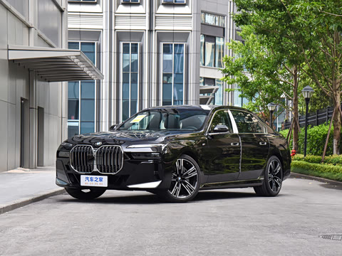 2023�� 740Li ������ M�˶���װ