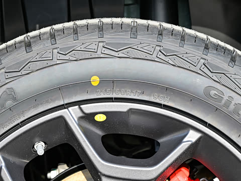 2025�� 1.5TD ȤҰ��