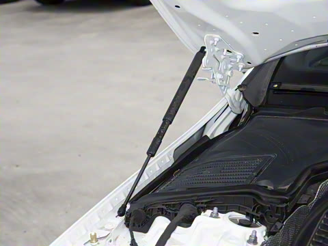 2025�� �Ŀ� C 260 L 4MATIC �˶���