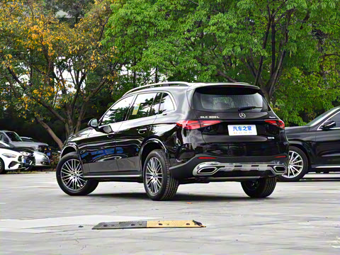 2025�� �Ŀ� GLC 300 L 4MATIC ������ 7��