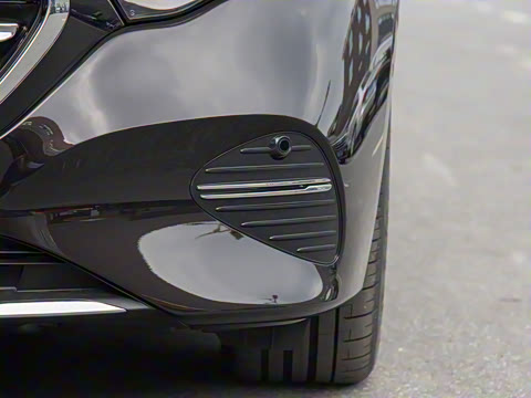 2025�� �Ŀ� E 300 L �����