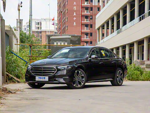 2024�� E 350 e L ���ʽ��϶����γ�