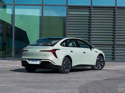 2025�� 750��ѡ��