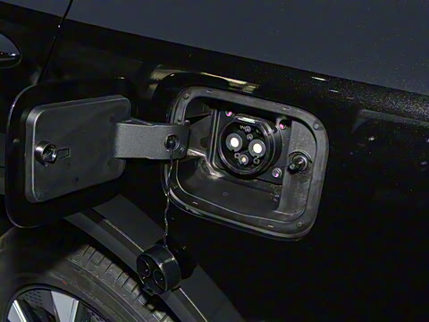 2023�� 110km iE��