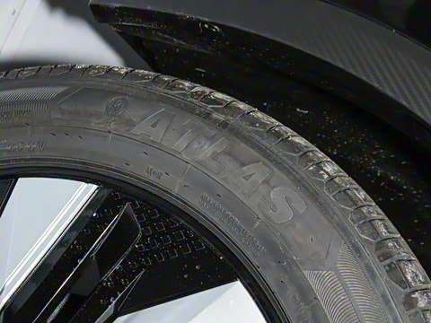 2023�� 110km iE��