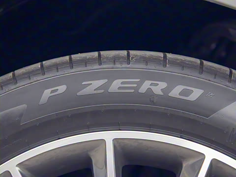 2025�� GLE 450 4MATIC ������