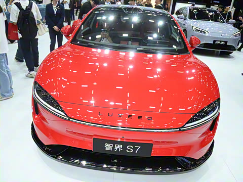 2025�� 785km Ultra