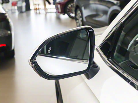 2025�� 120 ���������콢PLUS 7�� �������